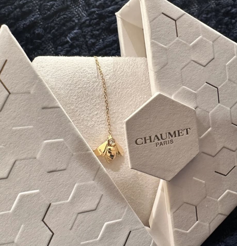 CHAUMET